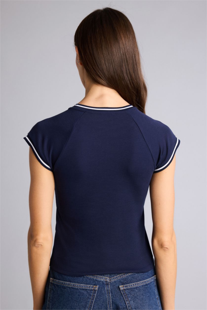 Kadın Lacivert Regular Fıt Ribana Kısa Kollu Tişört