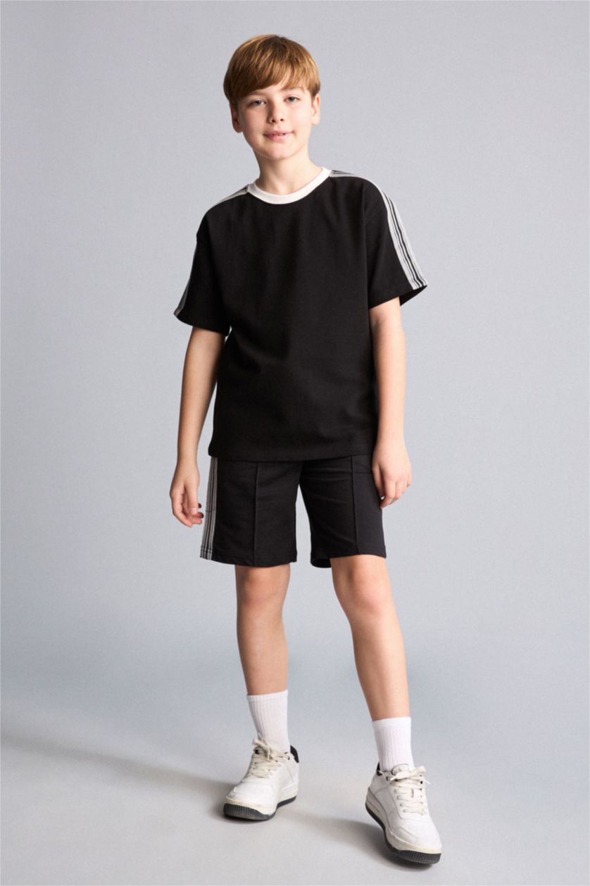 Young Boys - Teen Boys Black Oversize Fit Short Sleeve T-Shirt
