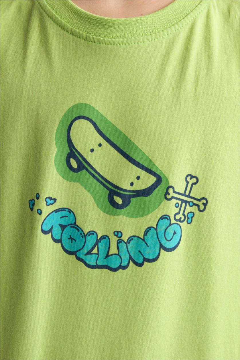 Мальчики и подростки Зеленый Футболка New Regular Fit для мальчиков с круглым вырезом принтом и коротким рукавом