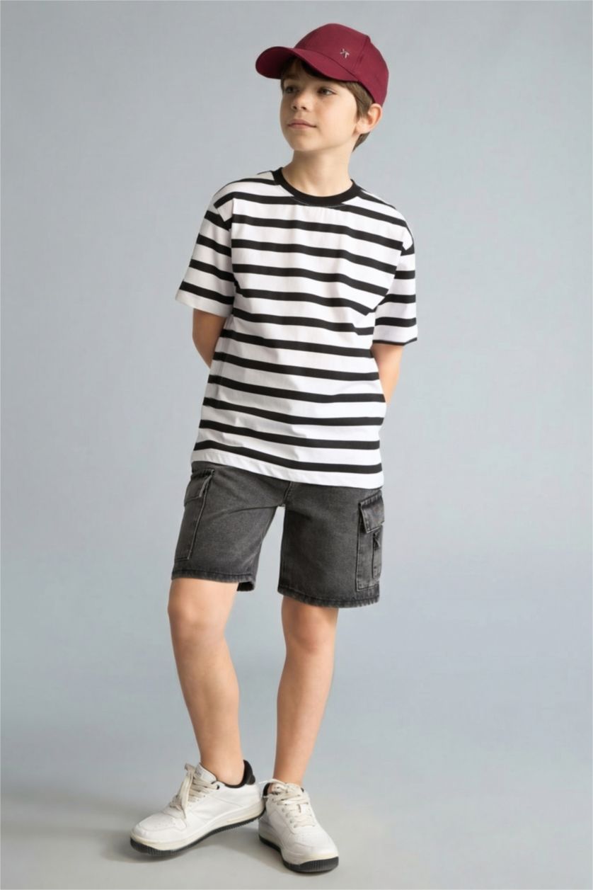 Erkek Çocuk - Genç Erkek Siyah New Regular Fit Kısa kollu Desenli Tişört Erkek Çocuk