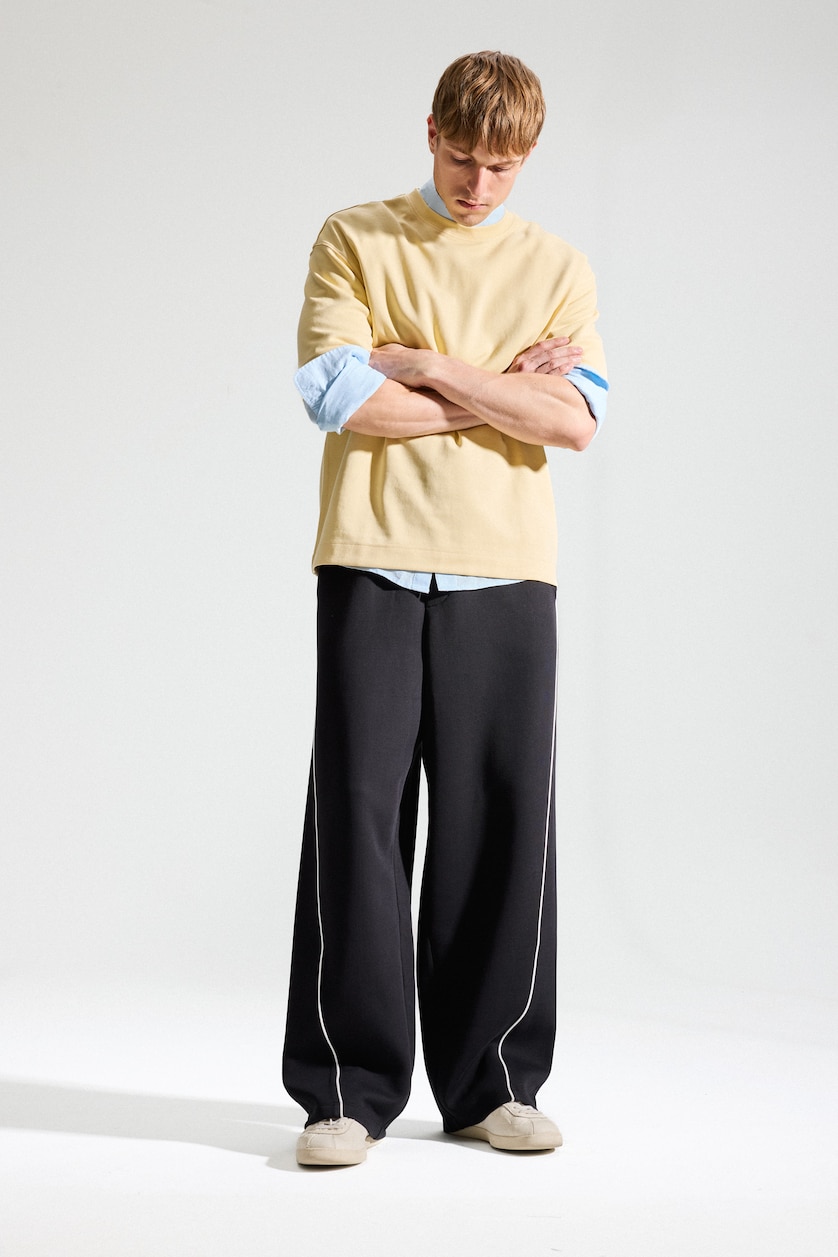MAN Black Balloon Fit Trousers