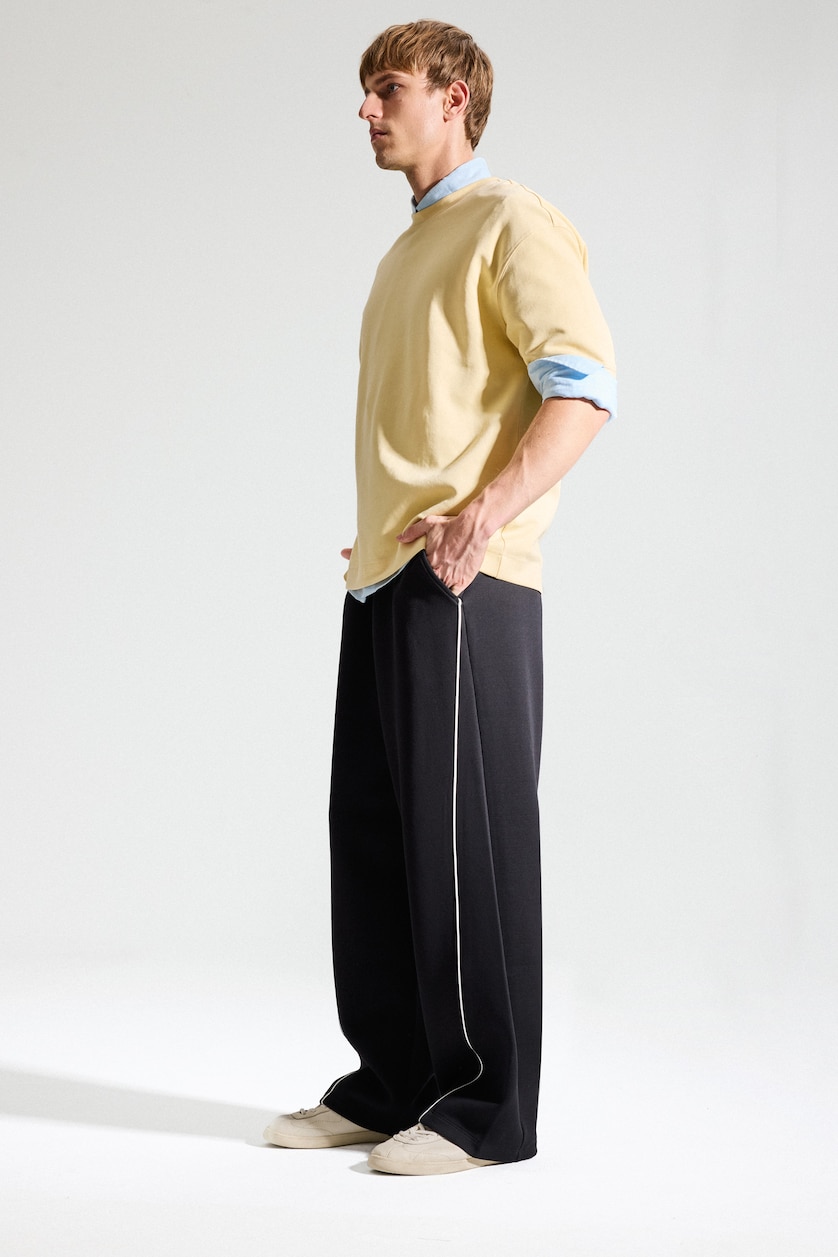 MAN Black Balloon Fit Trousers