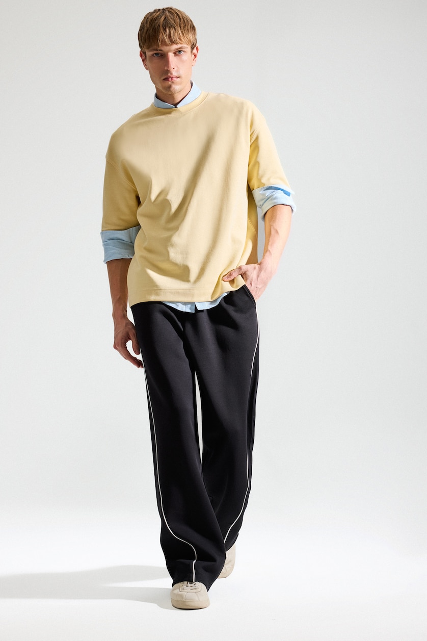 MAN Black Balloon Fit Trousers