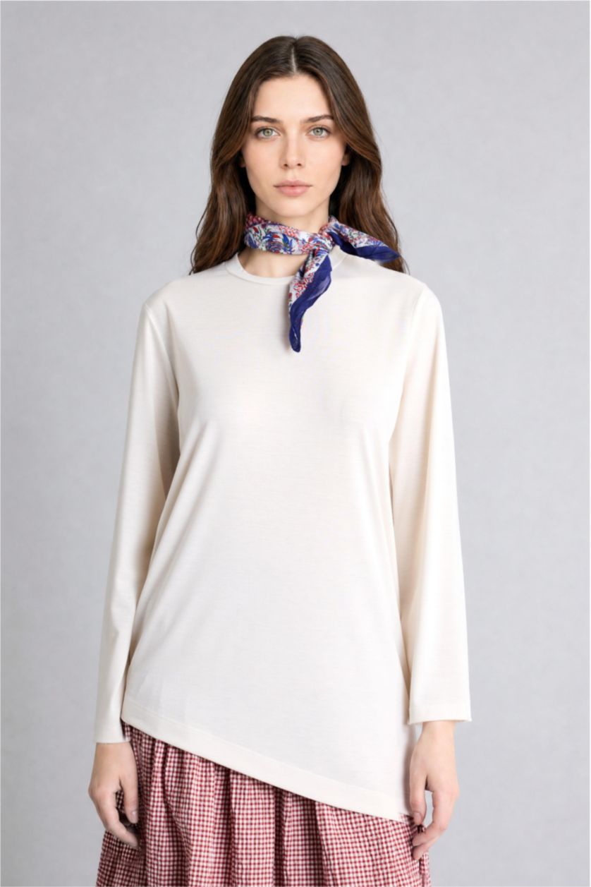 Women White Loose Fit Long Sleeve T-Shirt