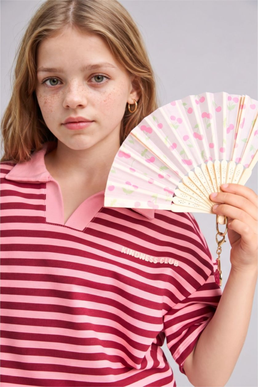 Girls & Teens Beige Girl Cherry Patterned Beige Fan