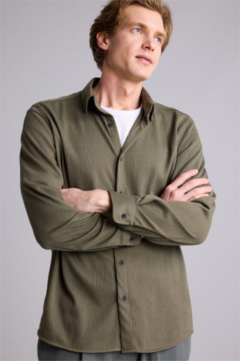 Man Light Khaki قميص ردن طويل قصة عادية وياخة بولو