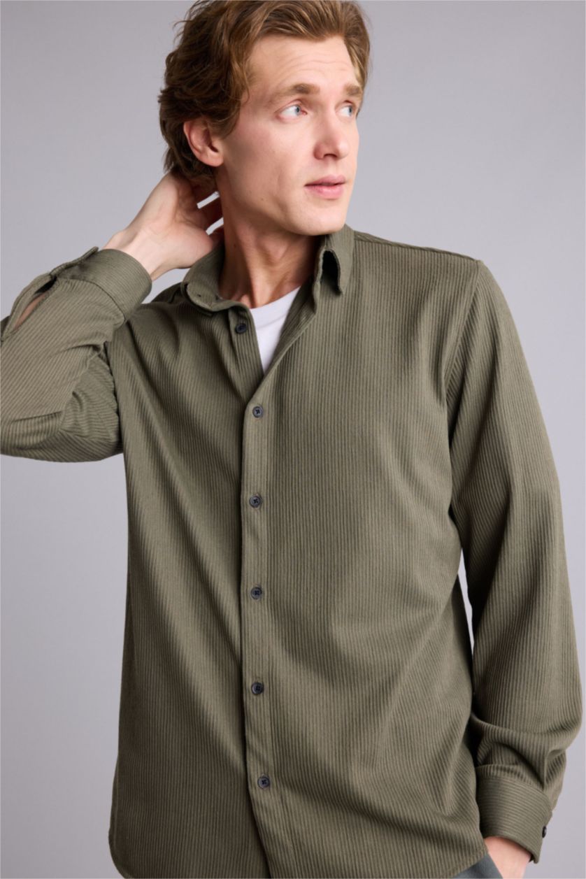 Man Light Khaki قميص ردن طويل قصة عادية وياخة بولو