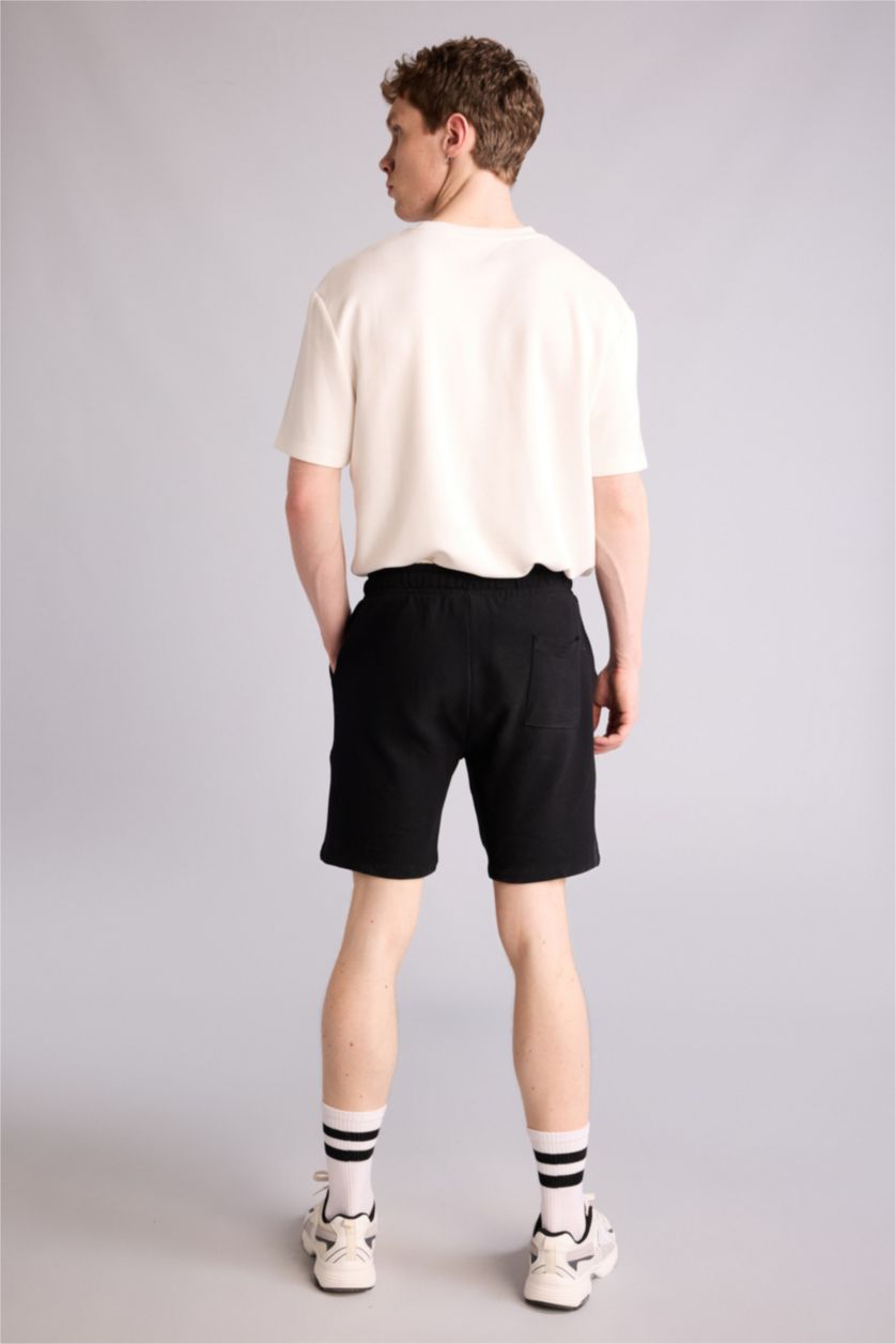 Erkek Siyah Regular Fıt Şort