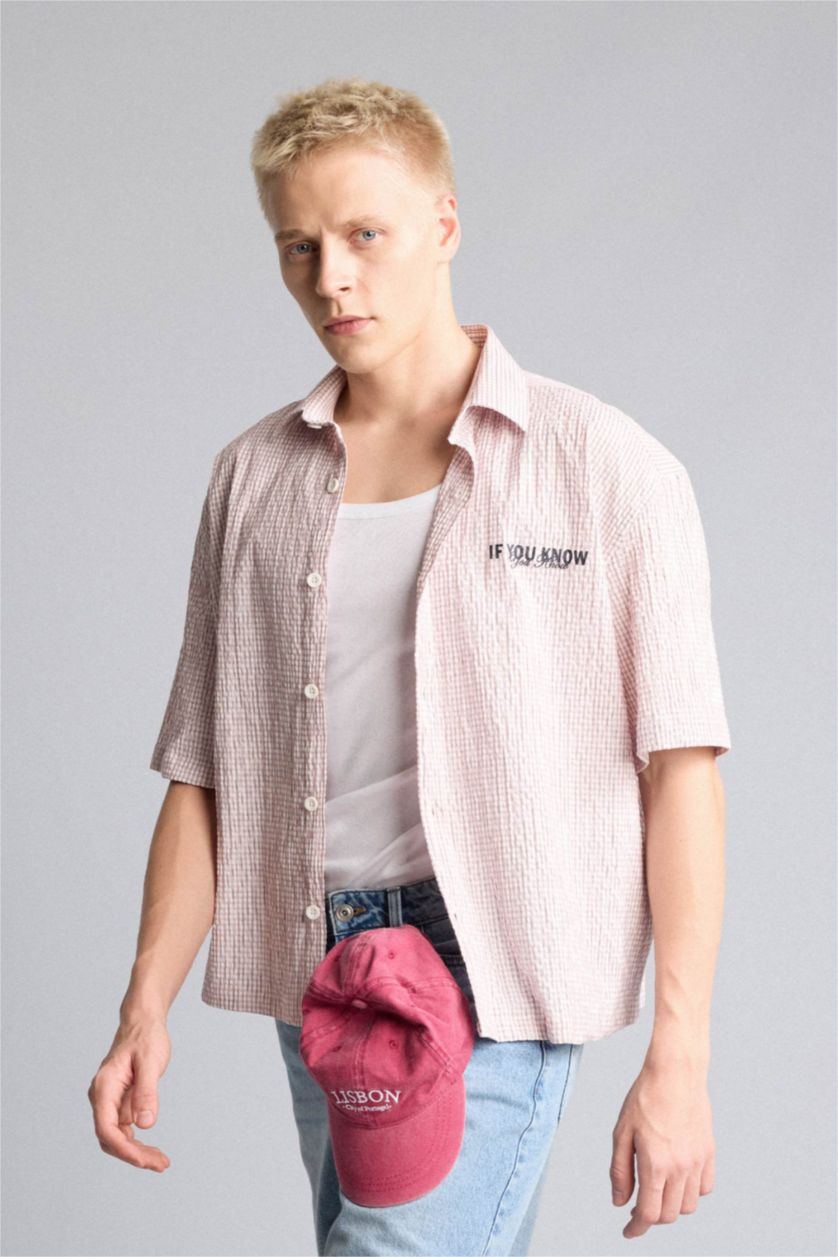 Man Ecru Boxy Fit Crinkle Short Sleeve Shirt