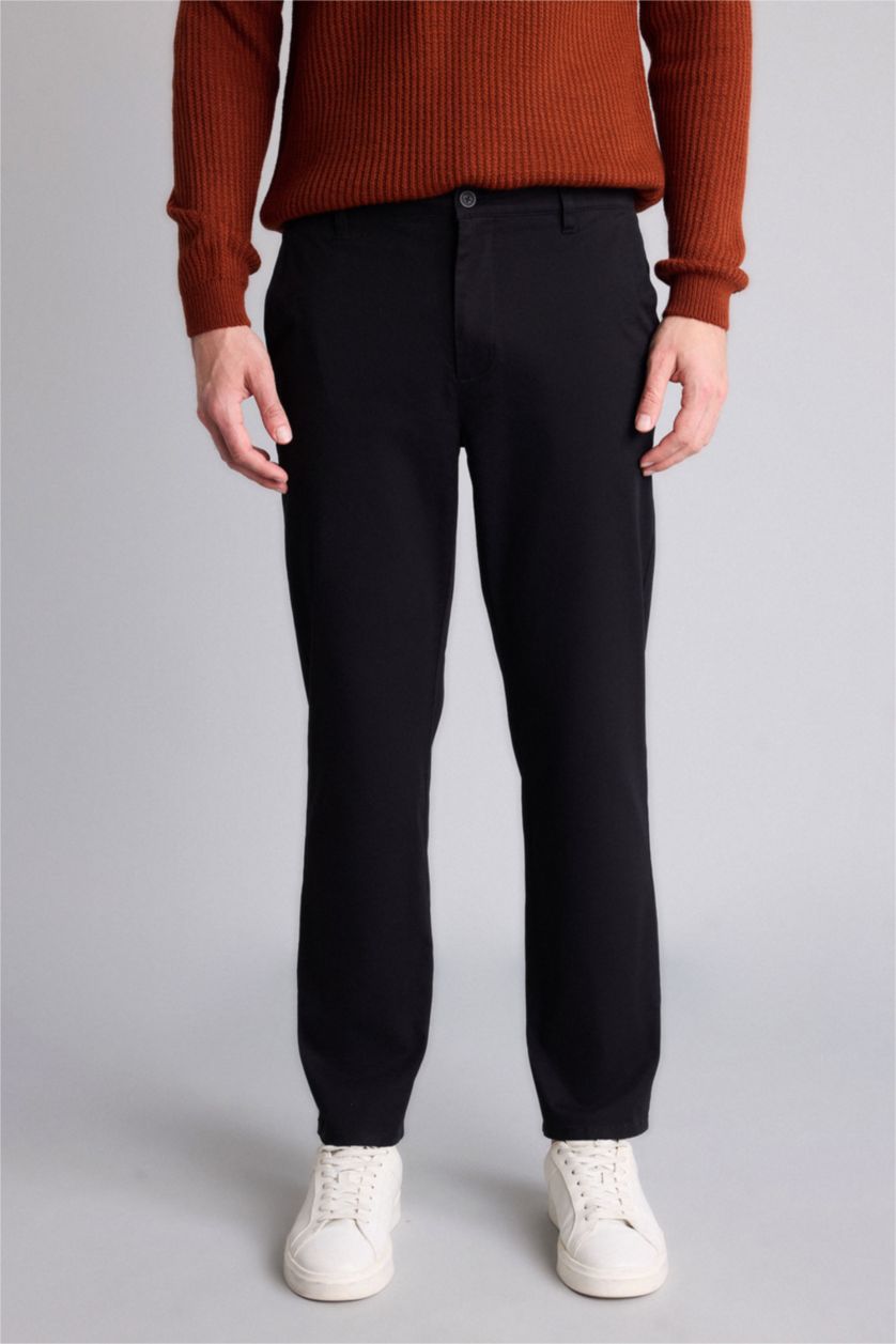 رجال أسود Regular Fit Trousers