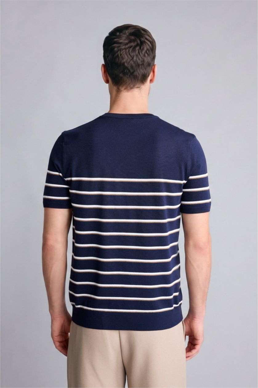 رجال كحلي Standard Fit Short Sleeve T-Shirt
