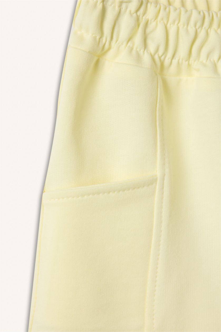 Kız Bebek Açık Sarı Kız Bebek Şort