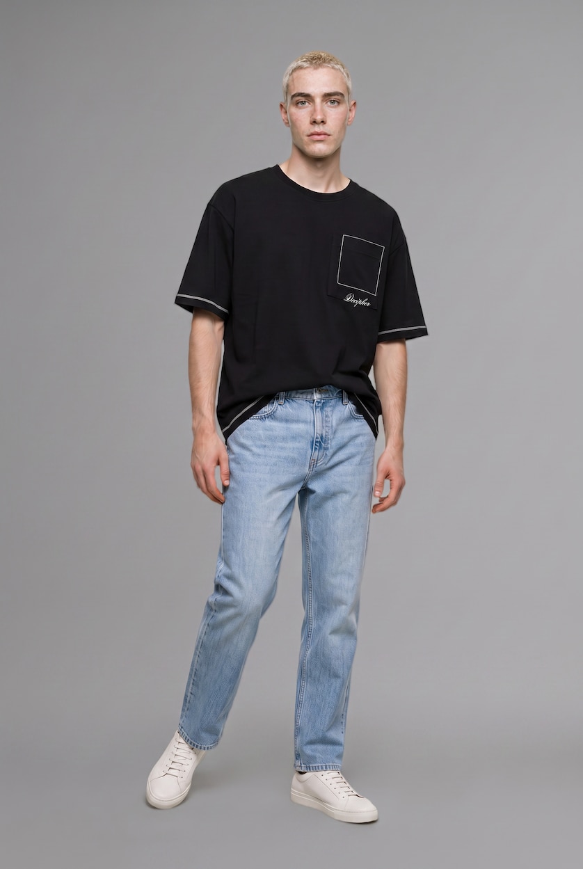 Ерлер қара Boxy Fit футболка