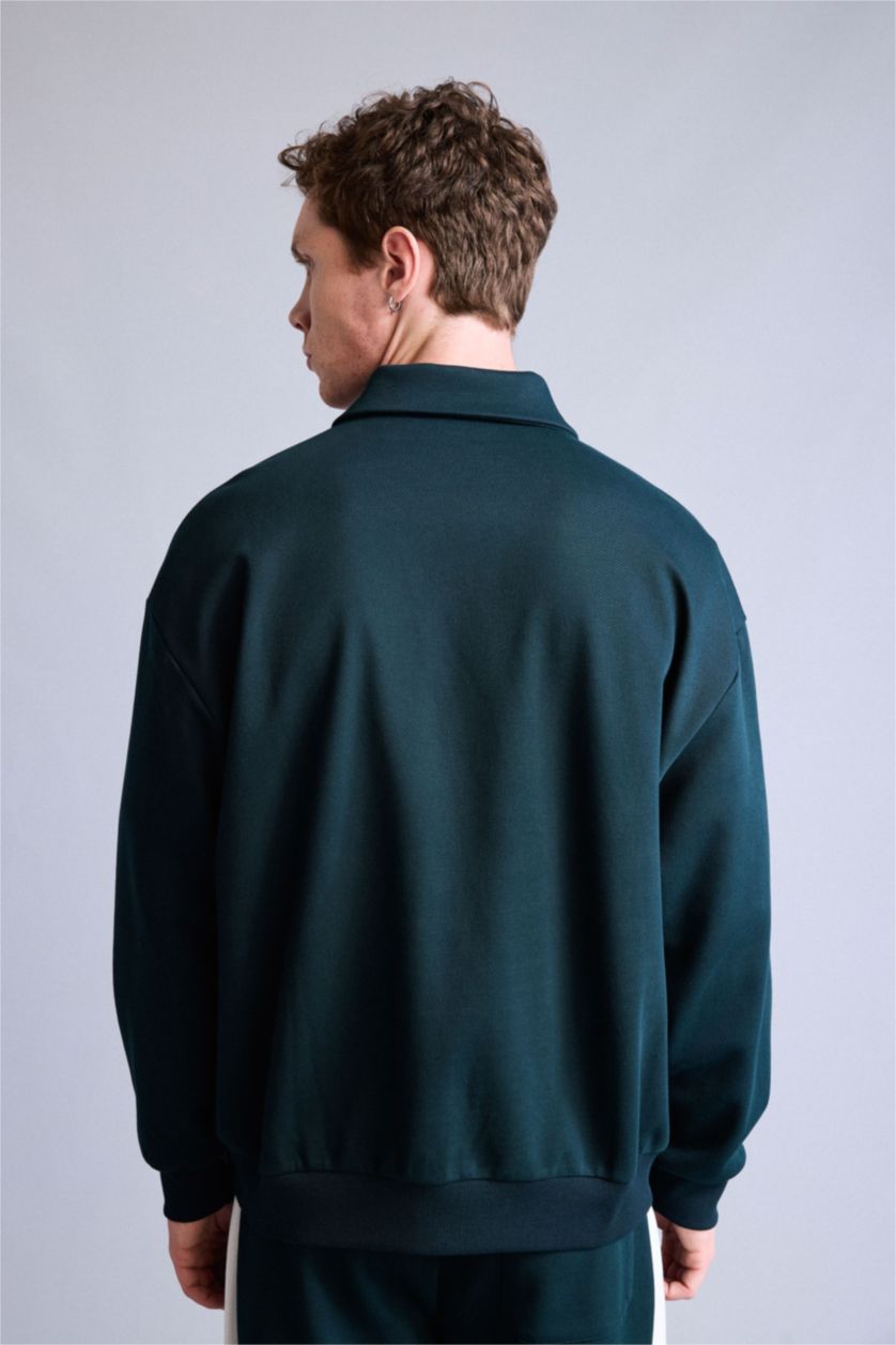 MAN Dark Green Boxy Fit Cardigan