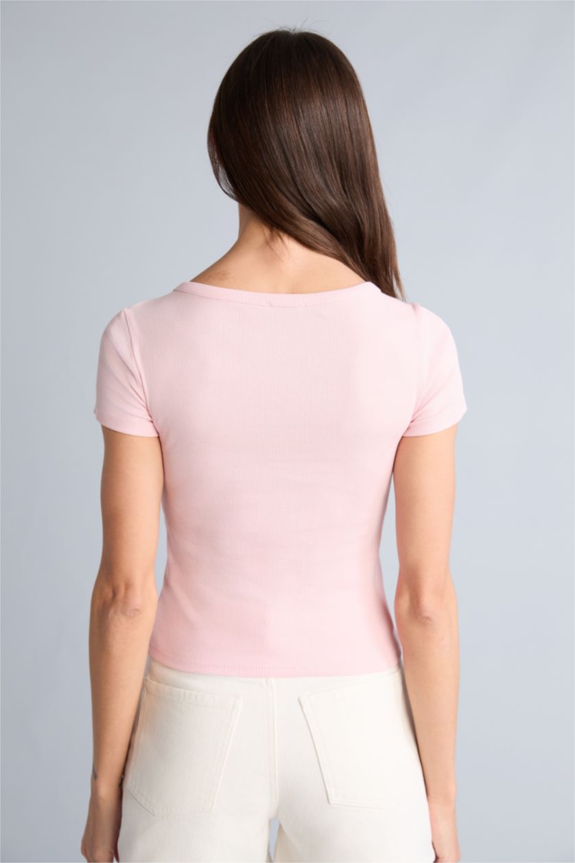 Kadın Açık Pembe Slim Fit Kısa kollu Kaşkorse Tişört