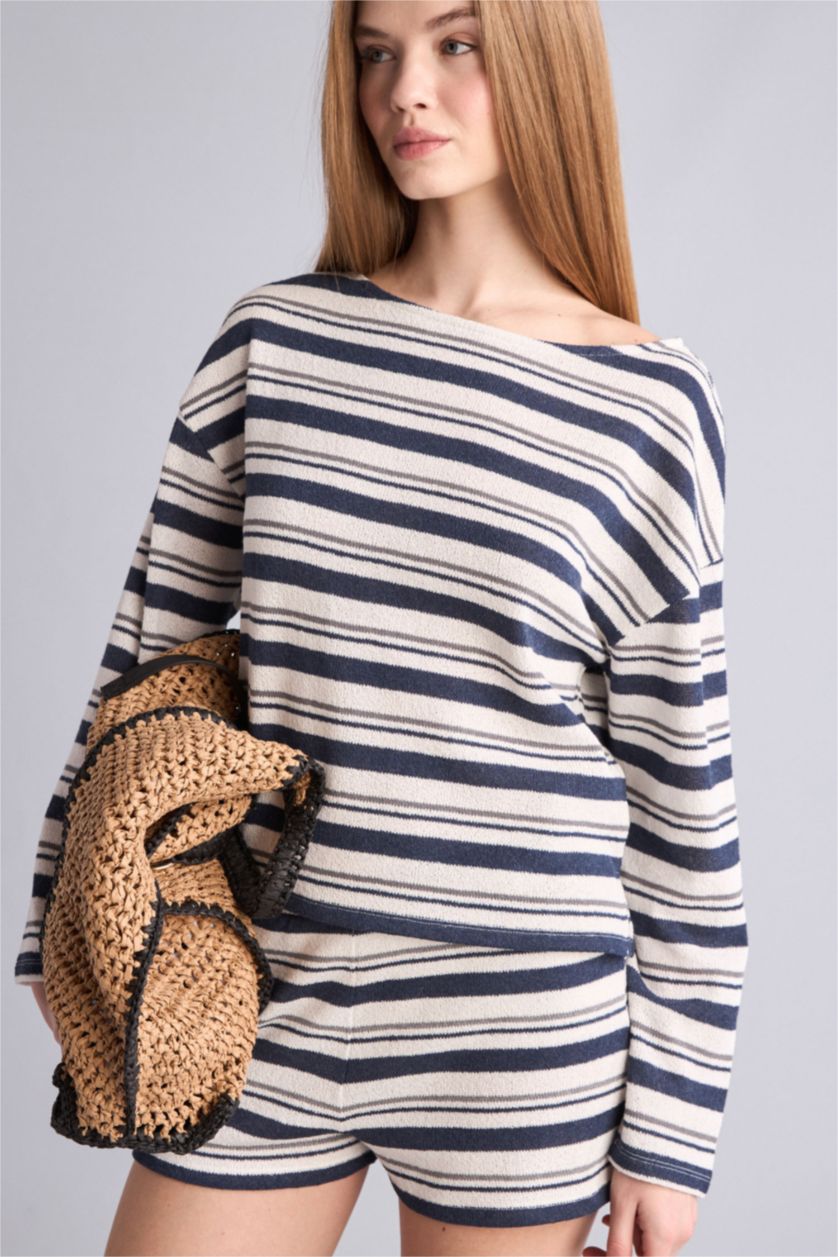 Kadın Kırık Beyaz Kayık Tişört