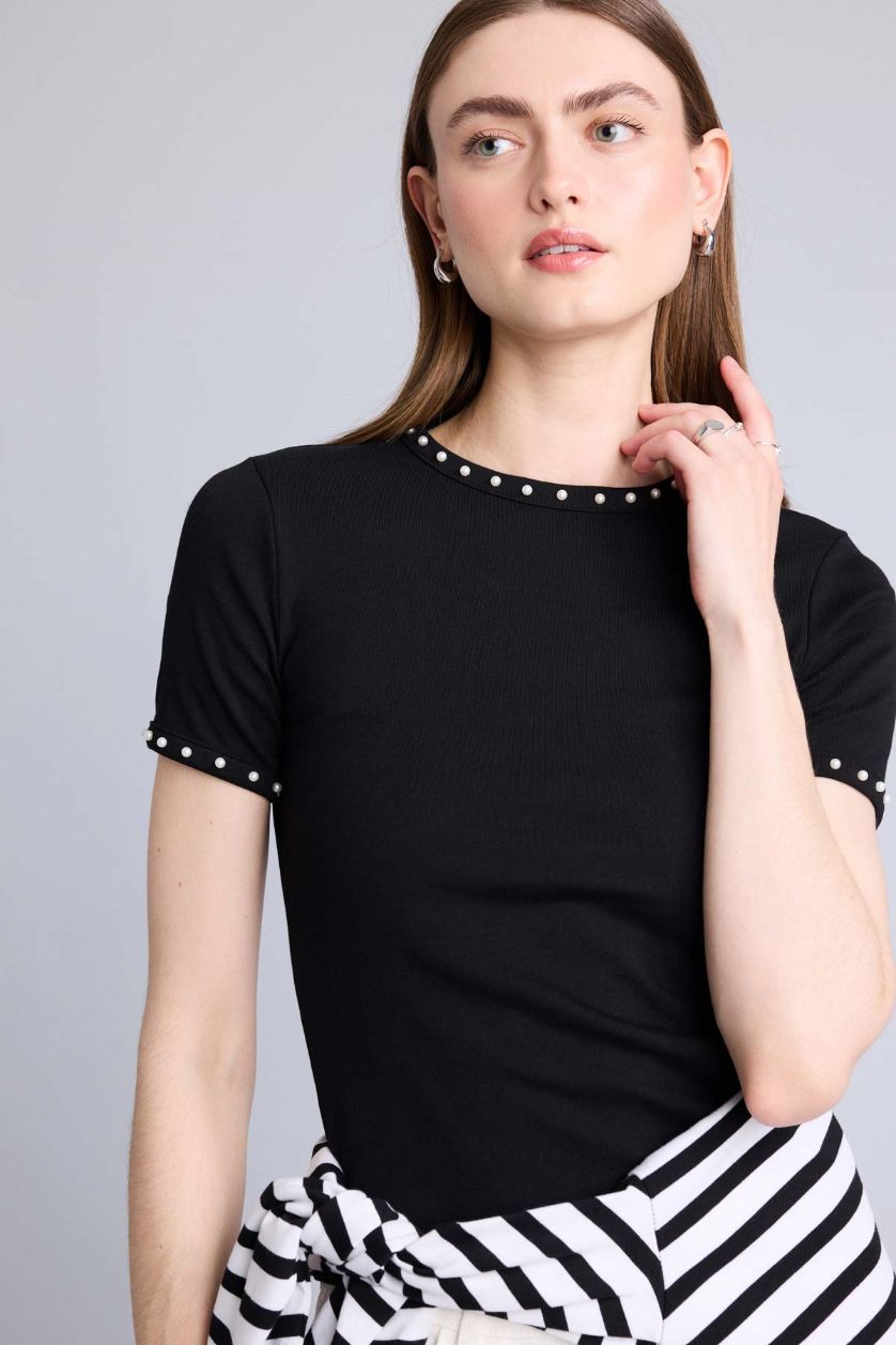 Kadın Siyah Slim Fit Kısa kollu Ribana Tişört