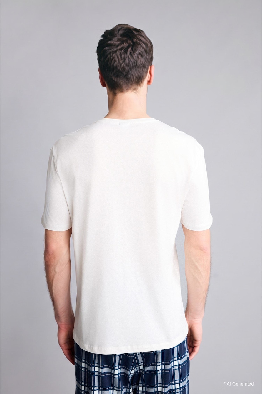 Men White New Regular Fit Short Sleeve Knitted Tops