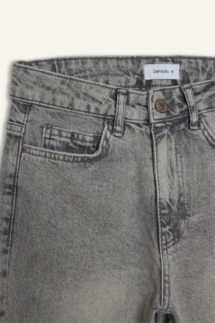 Kadın Gri Comfort Straıght Normal Bel Kısa Paça Jean Yıkamalı Pantolon