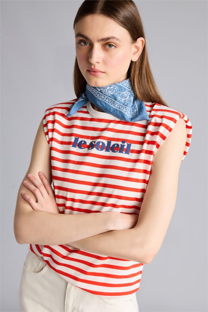 Kadın Beyaz Relax Fıt Baskılı Kısa Kollu Tişört