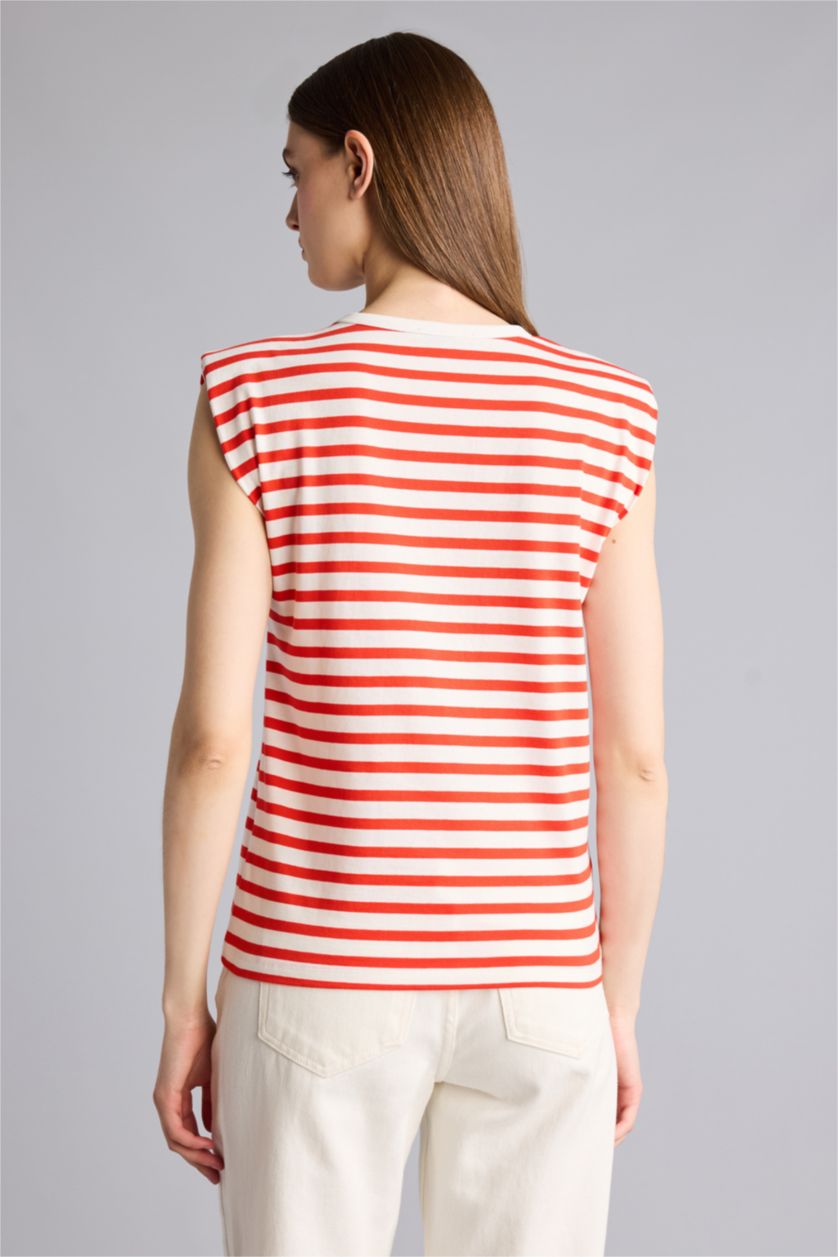 Kadın Beyaz Relax Fıt Baskılı Kısa Kollu Tişört