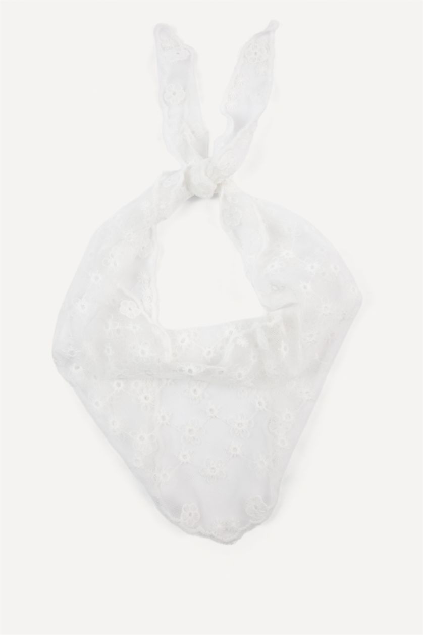 Kadın Beyaz Çiçek Desenli Bandana
