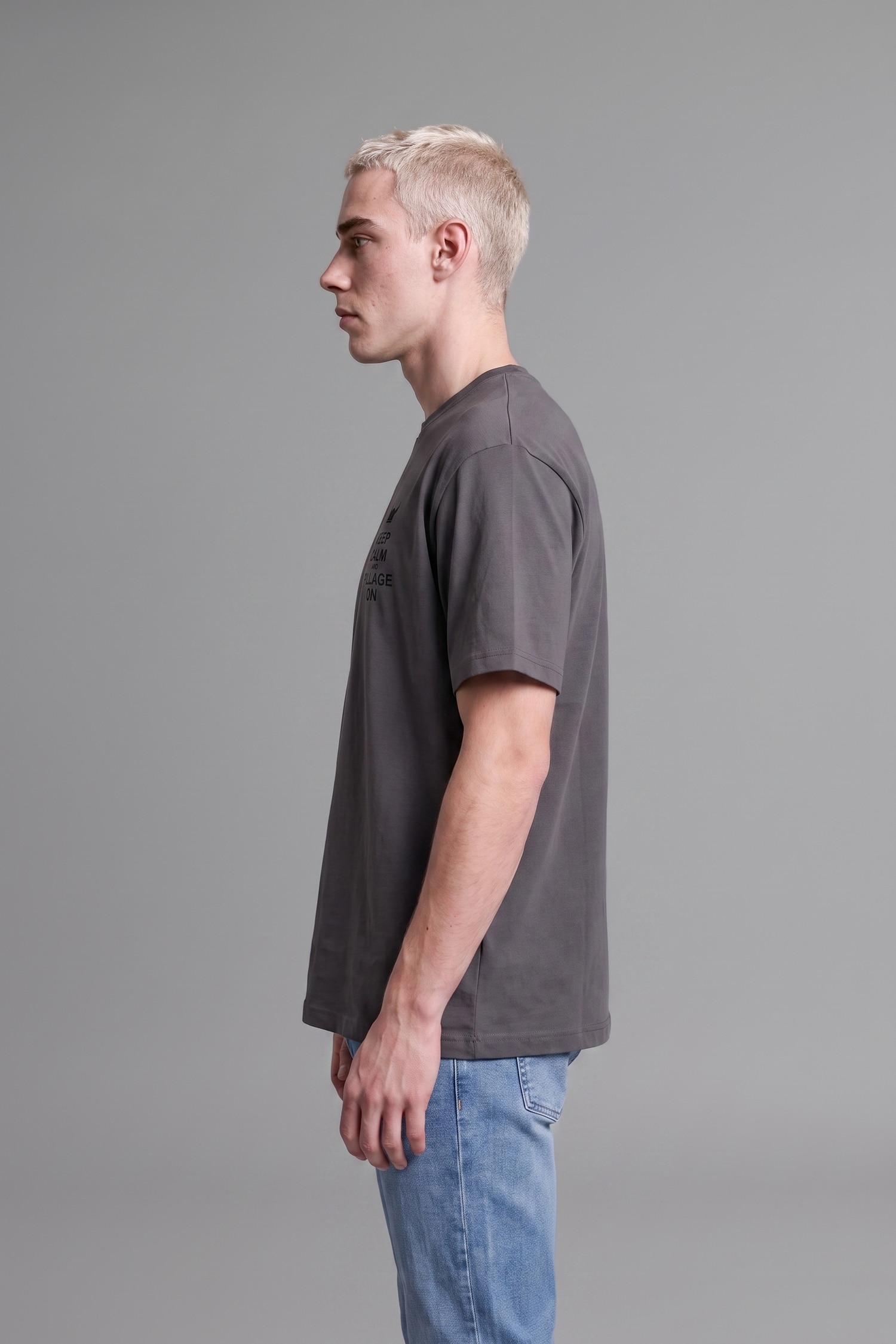 Men Anthracite Boxy Fit Short Sleeve T-Shirt