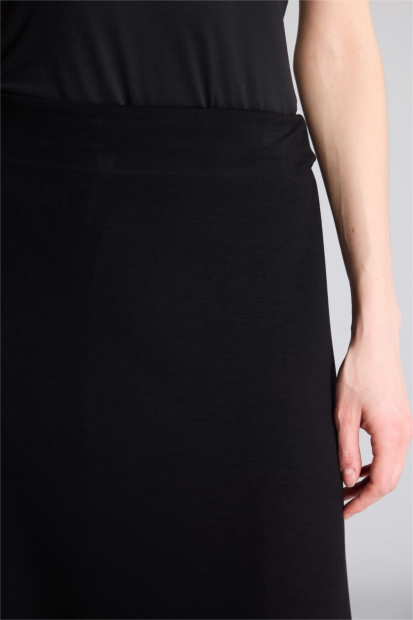 Kadın Siyah A Kesim Modal Etek