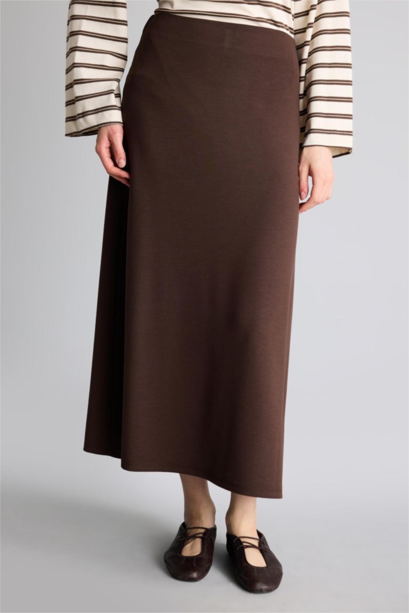 Woman Brown تنورة منسوجة بقصة A
