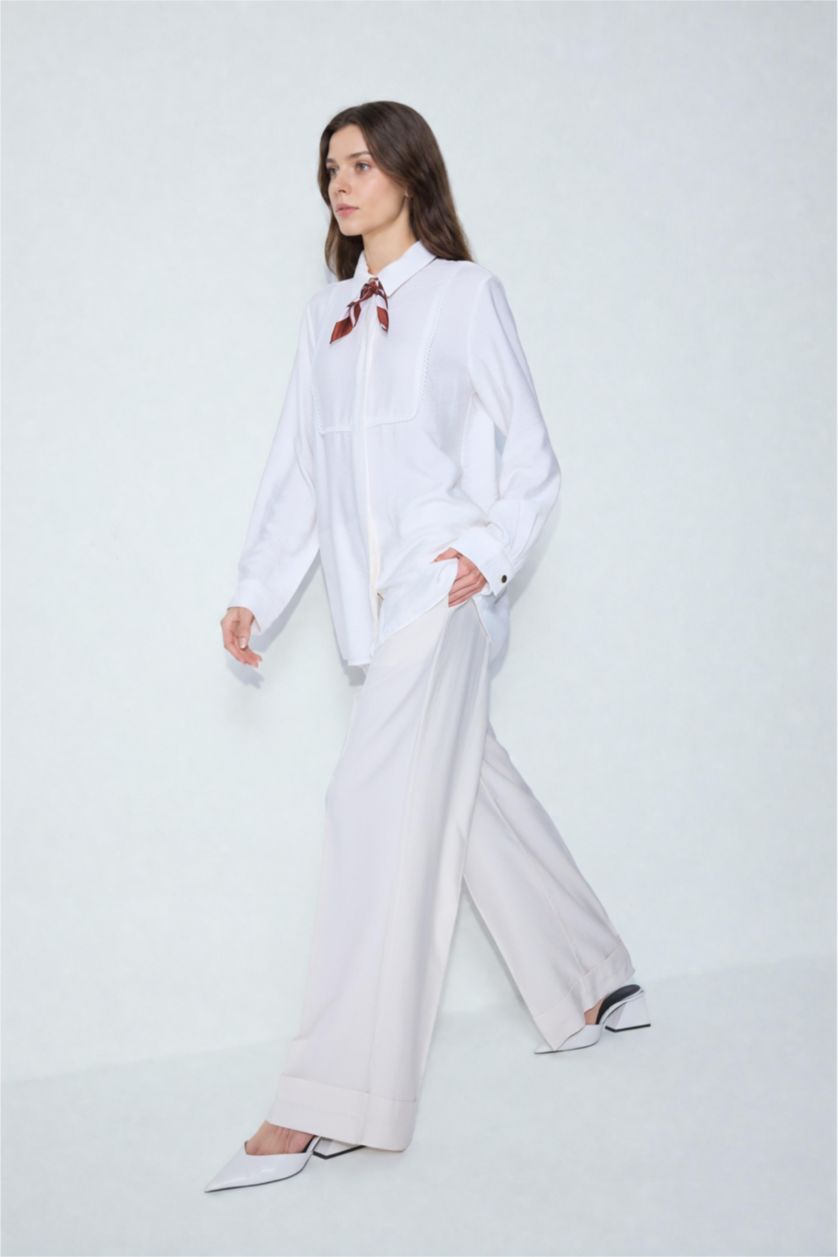 Women Ecru Trousers