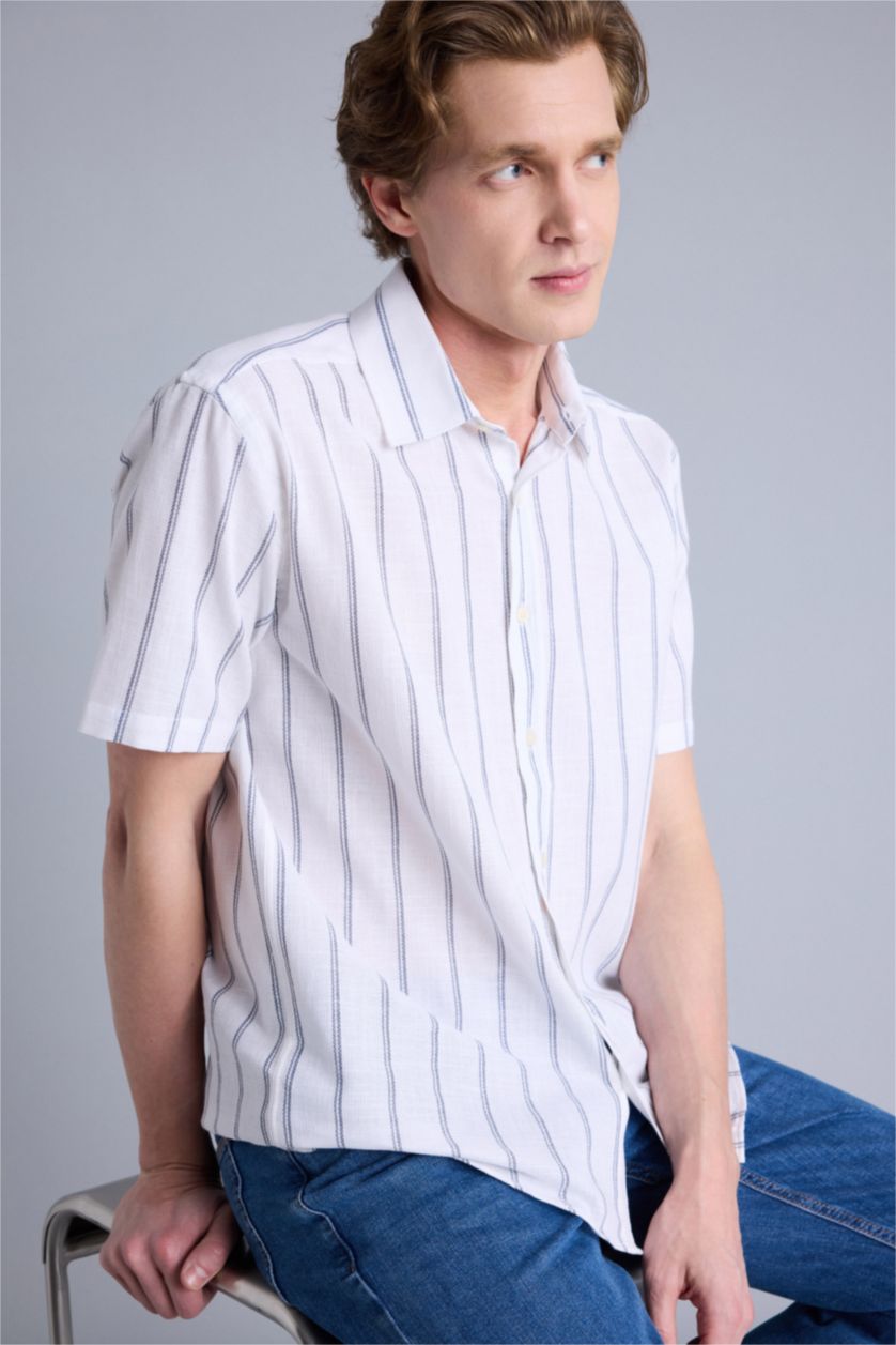 Erkek Beyaz Regular Fıt Polo Yaka Pamuklu Kısa Kollu Gömlek