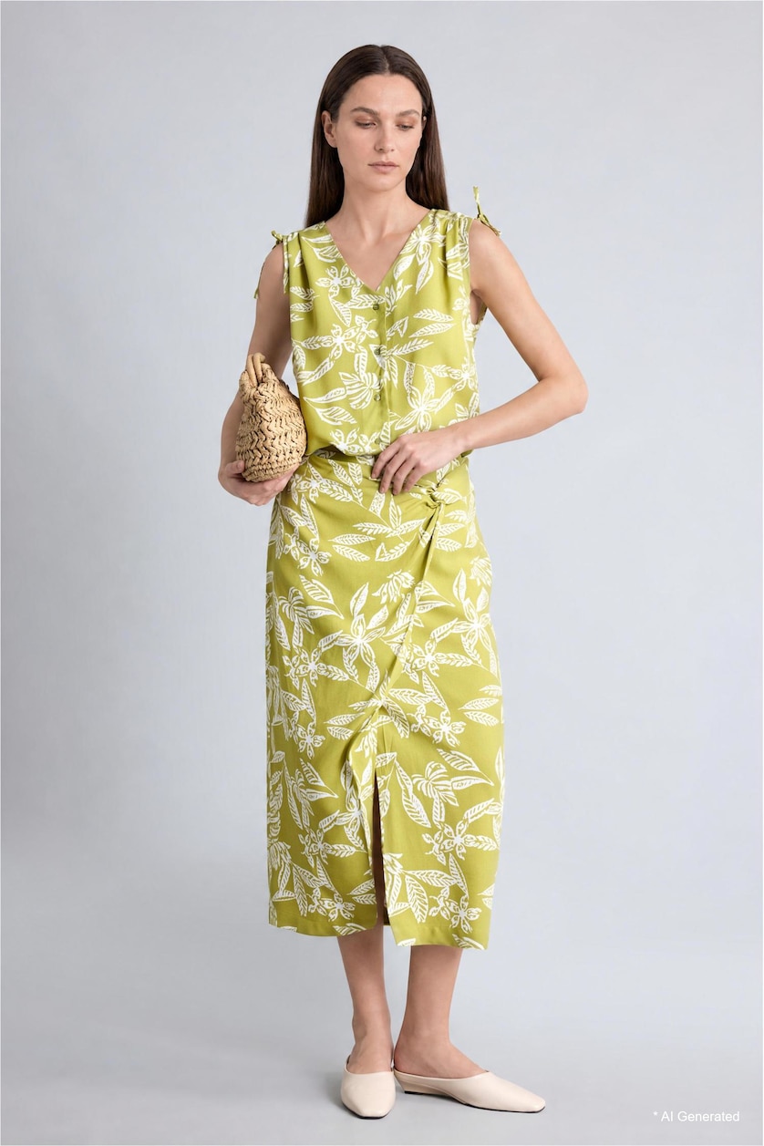 Women Green Regular Fit Printed Blended Linen Skirt