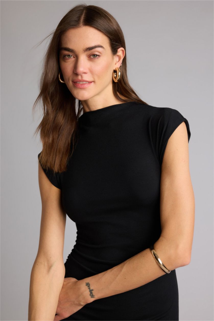 Kadın Siyah Bodycon Vücudu Saran Ribana Mini Elbise