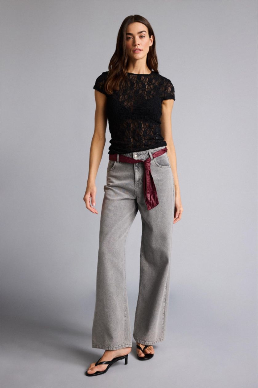 Kadın Siyah Slım Fıt Bisiklet Yaka Dantel Kısa Kollu Tişört