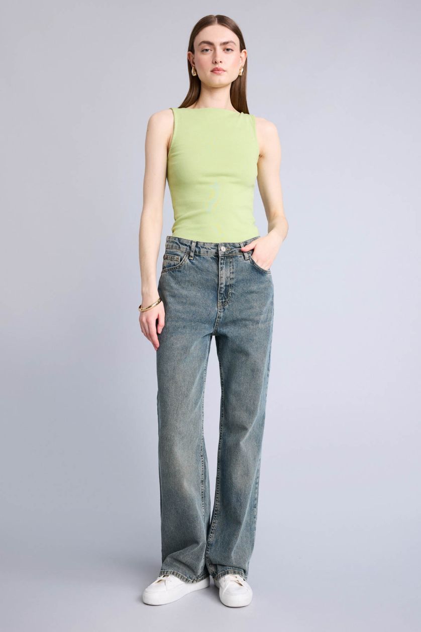 Woman Light Green Slim Fit Ribana Boat Collar Tank Top