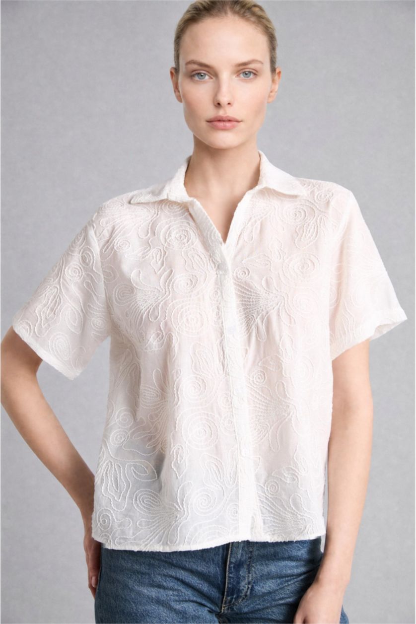 Women White Regular Fit brode Short Sleeve Shirt