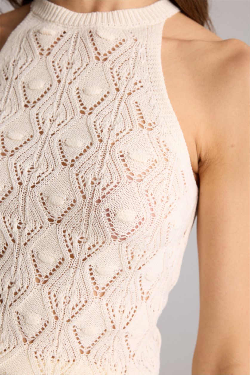 Woman Ecru Regular Fit Lace Tank Top