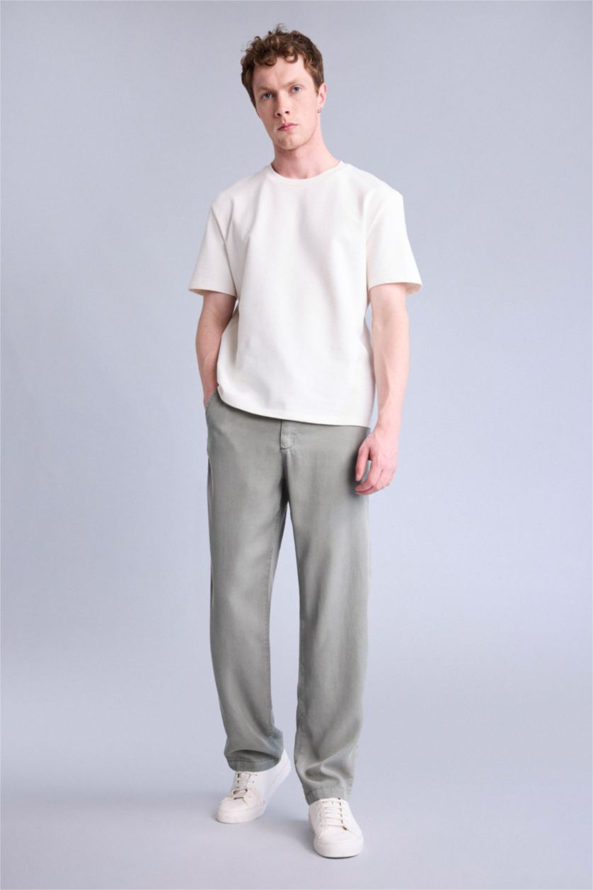 رجال كاكي فاتح Relax Fit Trousers
