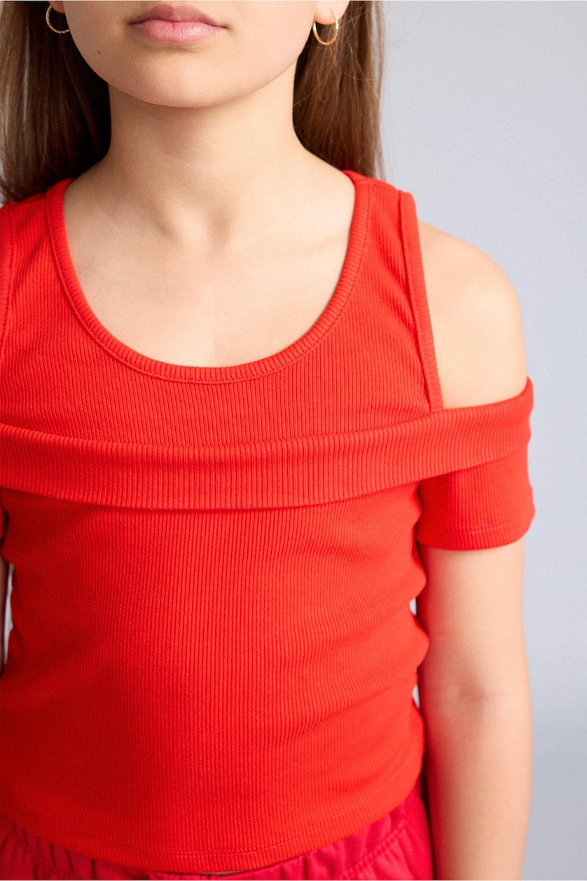 GIRLS & TEENS Red تيشيرت نص كم مضلع قصة عادية