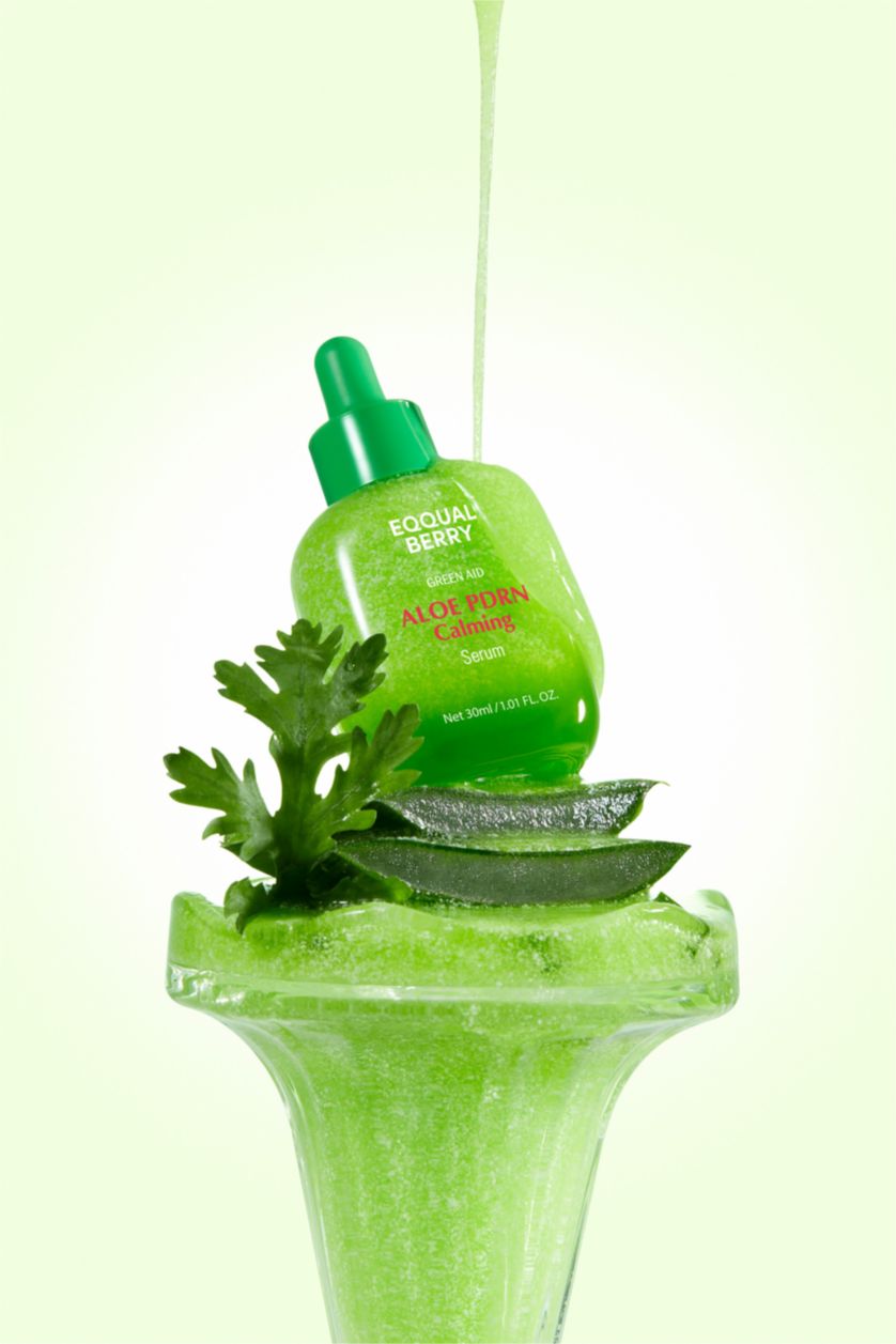 Kadın Yeşil Eqqualberry Aloe PDRN Calming Serum Cilt Bariyerini Destekleyici Kuruluk Kaynaklı Kızarıklık ve Stres Karşıtı Aloe PDRN Serum 30ml