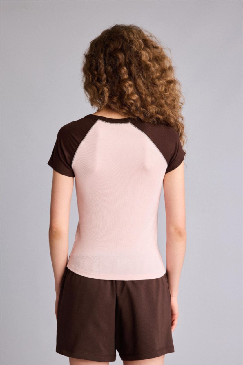 Kadın Pembe Fıtted Bisiklet Yaka Viskon Kısa Kollu Tişört