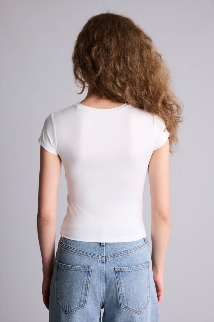 حريمي اوف وايت Woman Short Sleeve T-Shirt