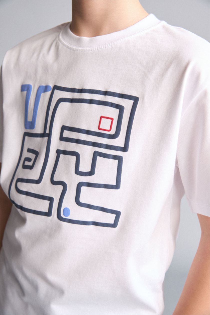 Young Boys - Teen Boys White New Regular Fit Printed Short Sleeve T-Shirt