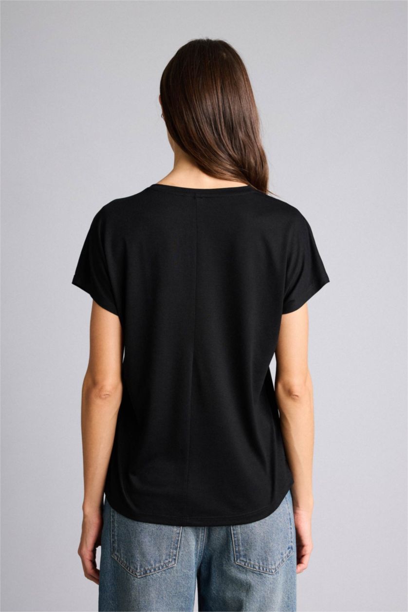 Kadın Siyah Bisiklet Yaka Basıc Düz Kısa Kollu Tişört