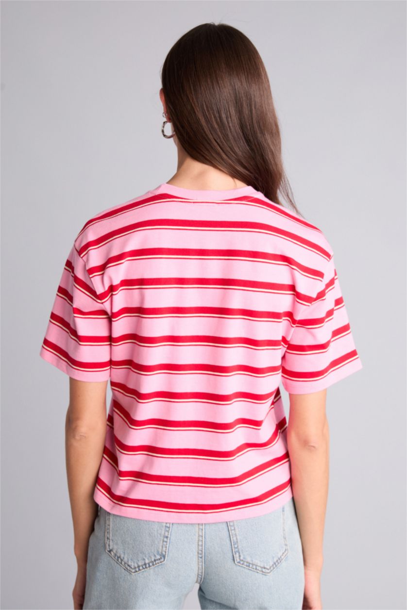 Woman Pink Woman Short Sleeve T-Shirt