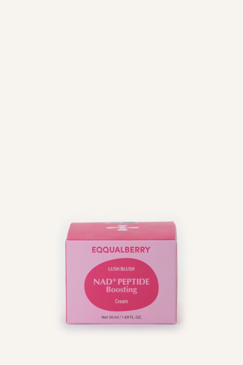 Woman Pink Eqqualberry NAD+ Peptide Boosting Cream Elasticity & Firmness NAD+ Peptide Cream