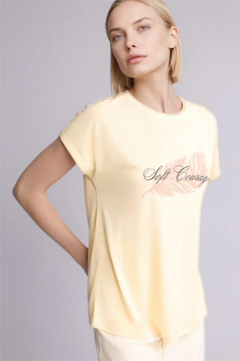 Woman Yellow Short Sleeve T-Shirt