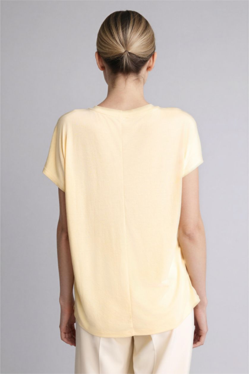 Woman Yellow Short Sleeve T-Shirt