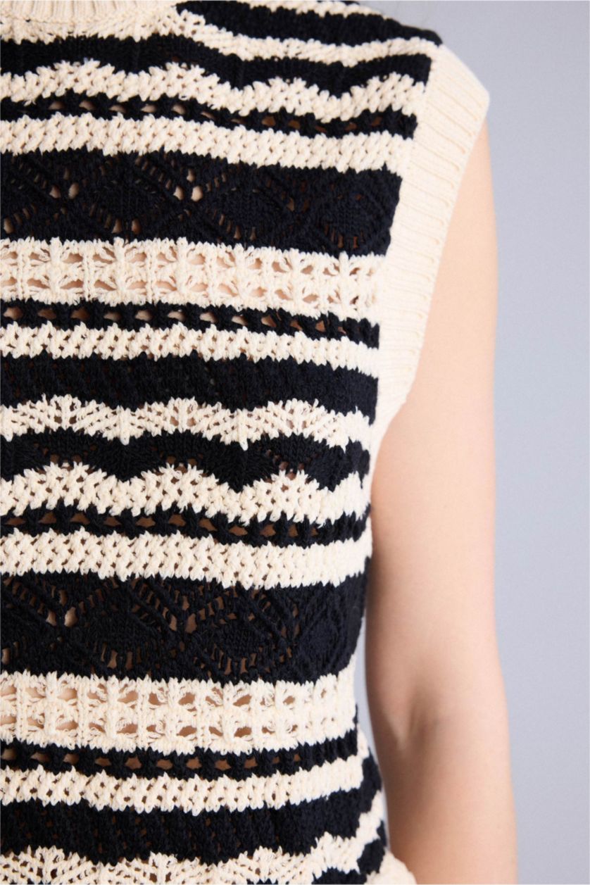 Kadın Ekru Regular Fıt Süveter