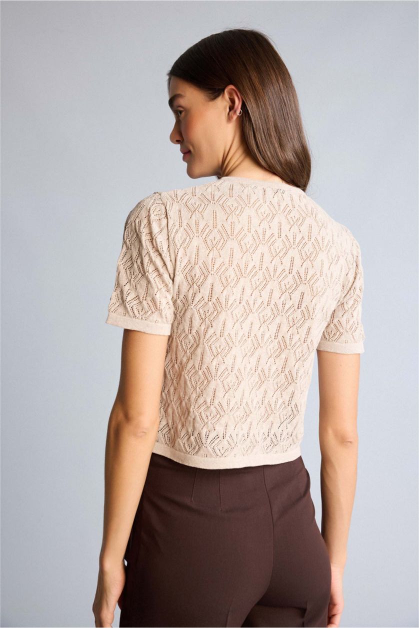 Kadın Ekru Ajurlu Kısa Kollu Hırka